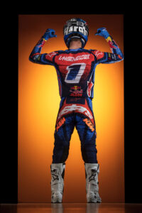 732952_03_Red Bull KTM_MXGP_Laengenfelder_Team Shoot_2026 _9_Photo_Red Bull KTM Factory Racing AT